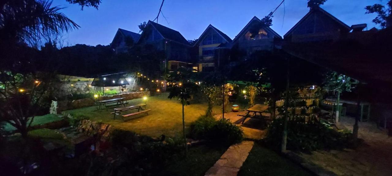 Yellow Haven Lodge Kampala Extérieur photo