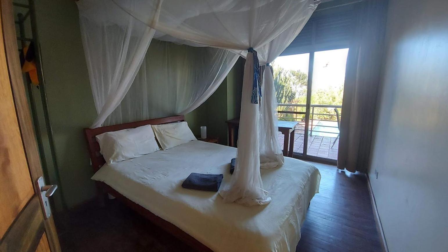 Yellow Haven Lodge Kampala Chambre photo