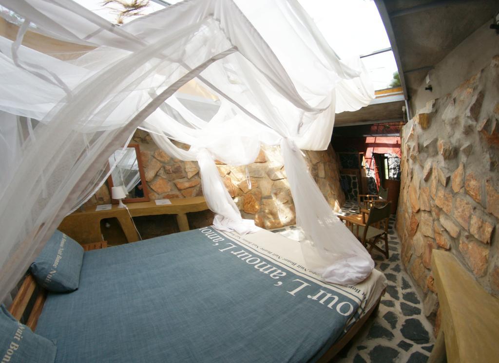 Yellow Haven Lodge Kampala Extérieur photo