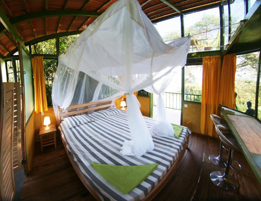 Yellow Haven Lodge Kampala Extérieur photo